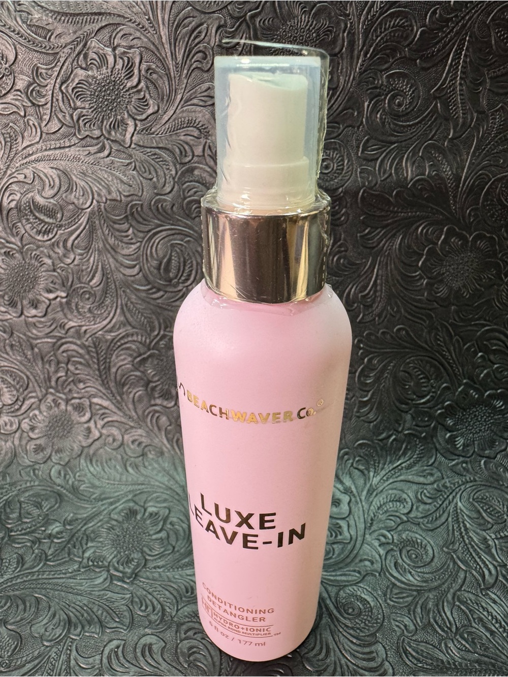 Beachwaver Co. Luxe Leave-In Conditioning Detangler spray